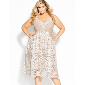 City chic- Fancy free dress